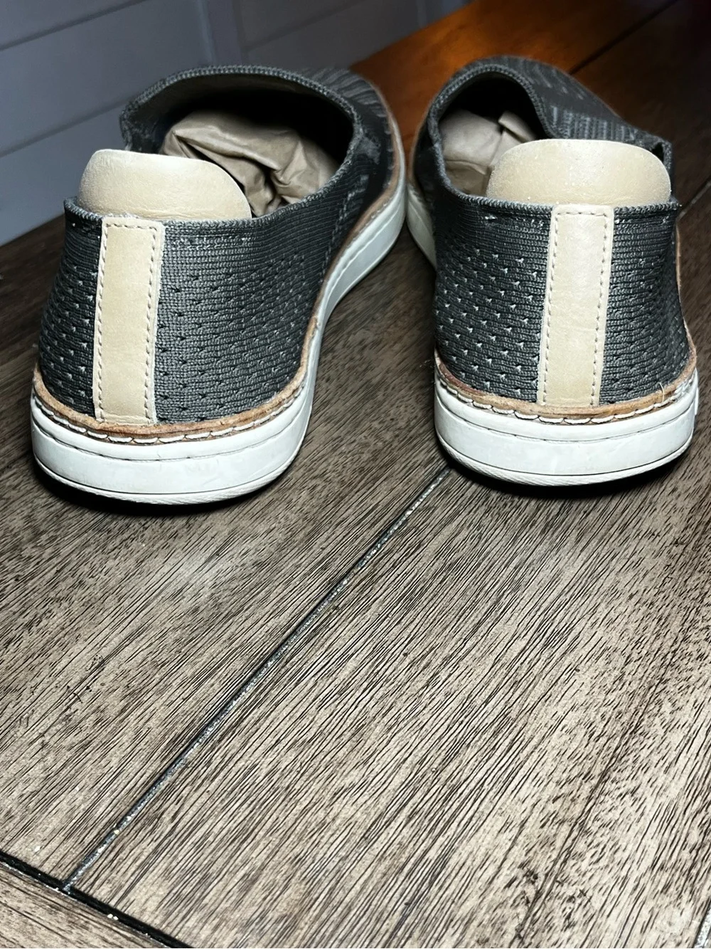 UGG knit slip